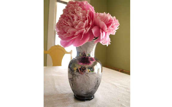 Mirror Effect Vase