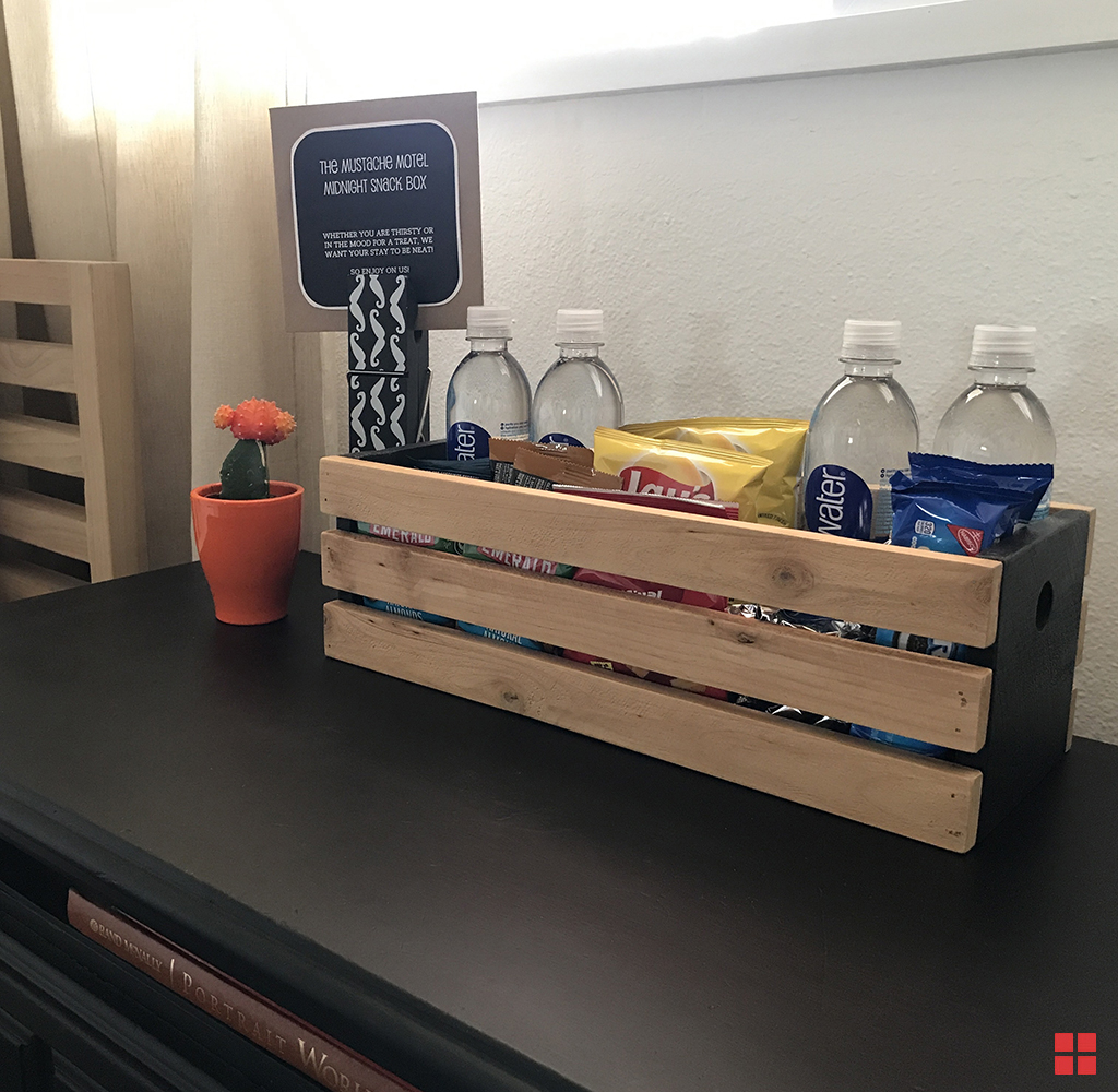 Wood Stain DIY Snack Caddy