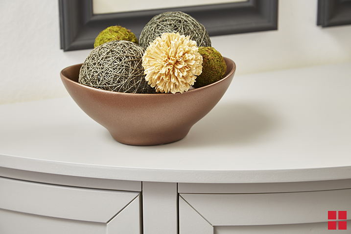 How to Spray Paint a Decorative Metallic Bowl