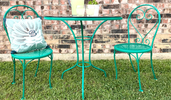 Spray Paint Wood Furniture and Metal Furniture Rust Oleum
