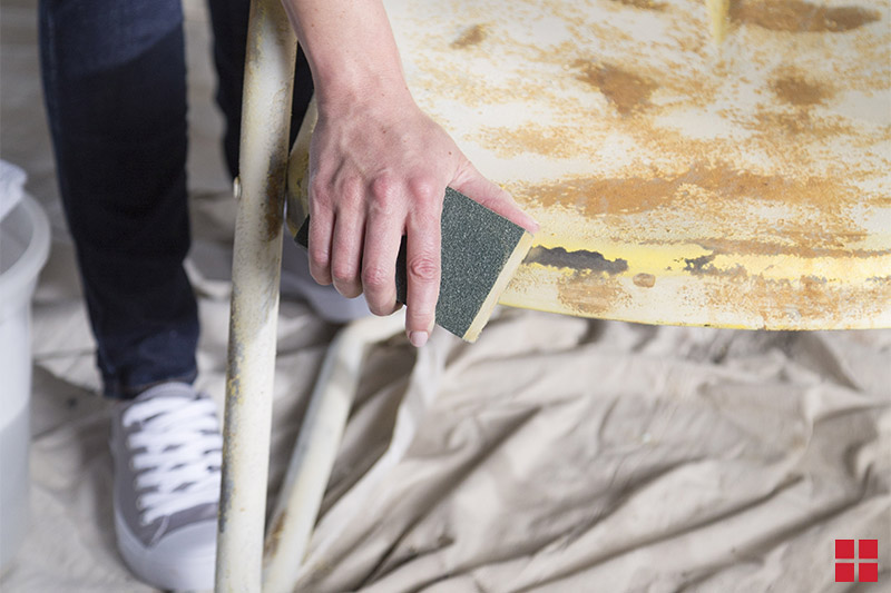 Makeover A Rusty Metal Chair With RustOleum Stops Rust Spray Paint