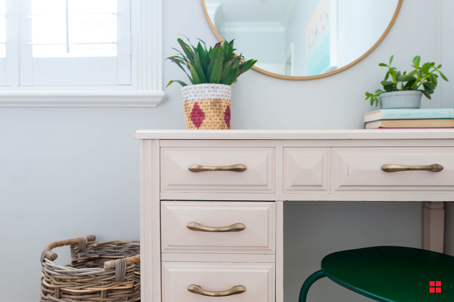 Millennial Pink Desk Diy