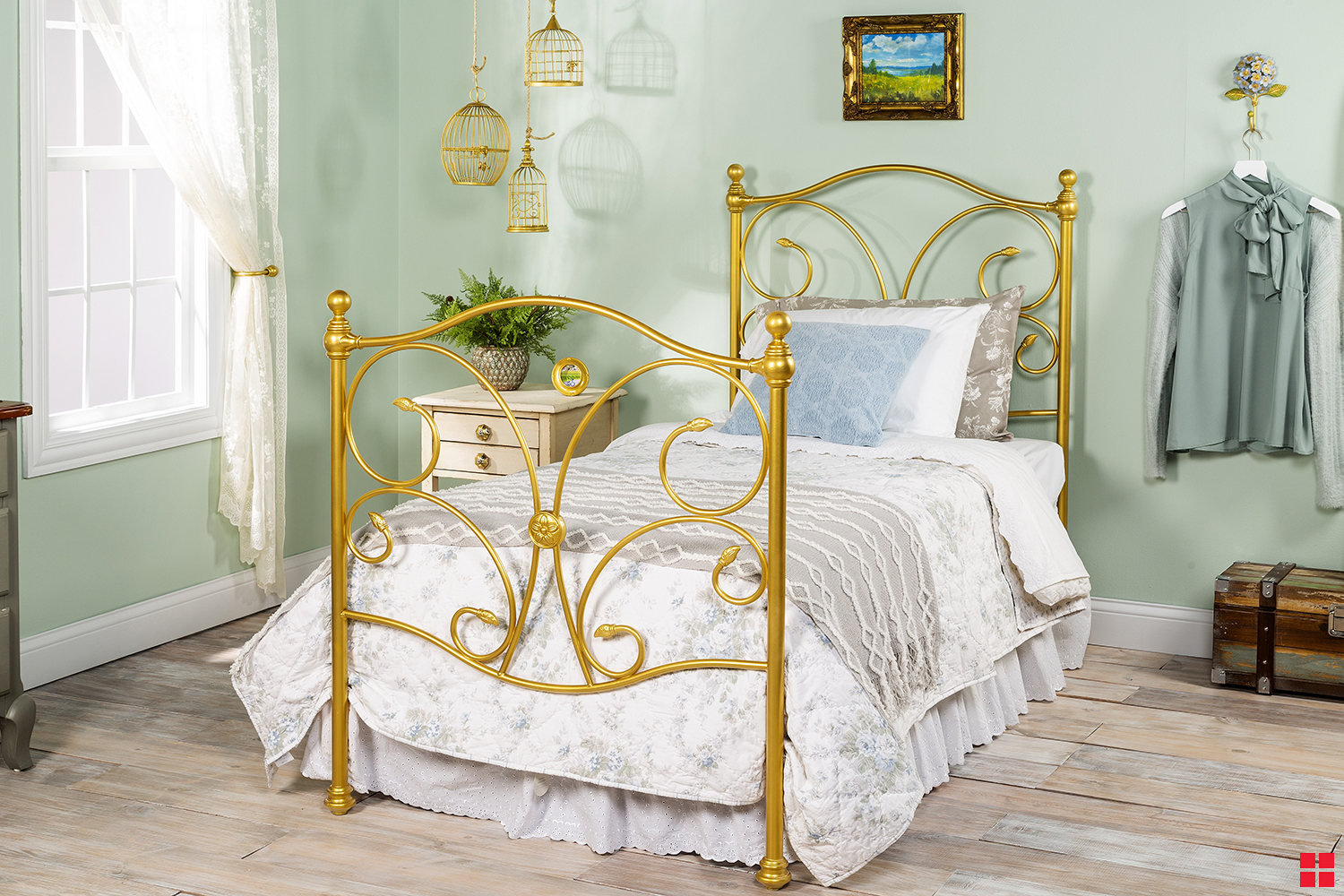 How To Paint A Metal Bed Frame