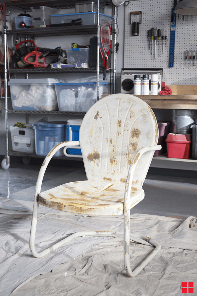 Makeover A Rusty Metal Chair With Rust Oleum Stops Rust Spray Paint