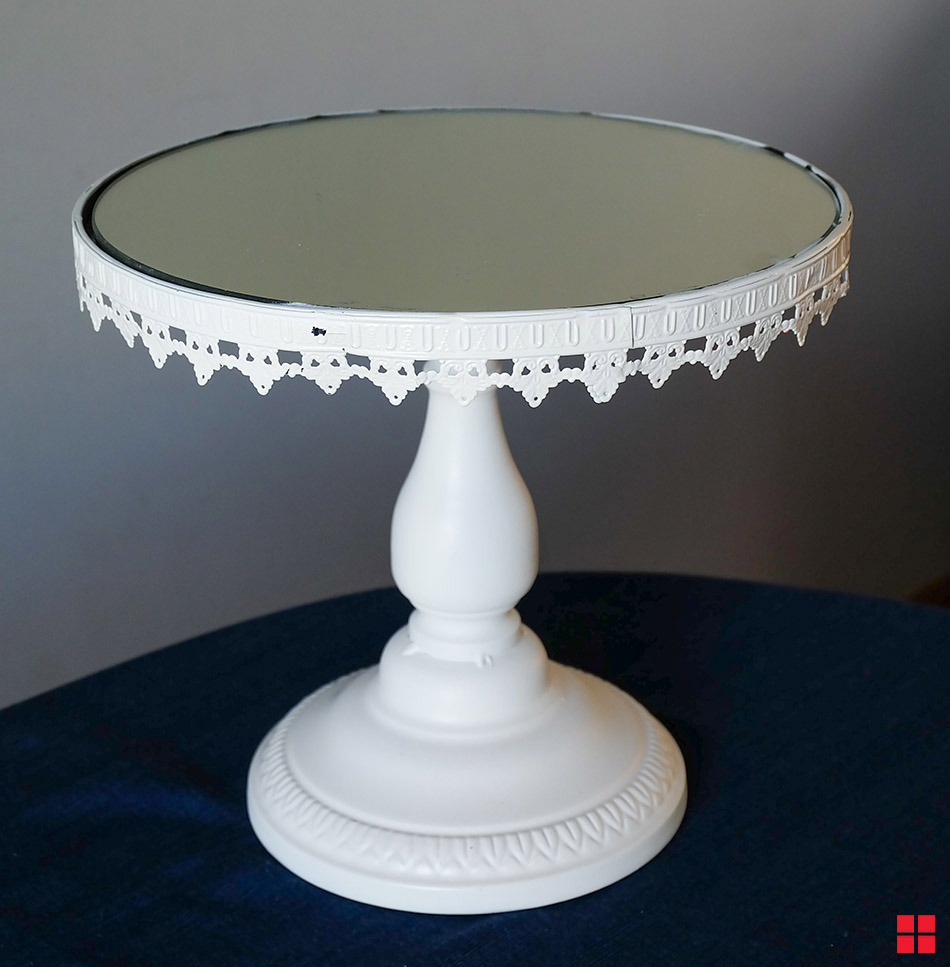 DIY Holiday Cake Stand