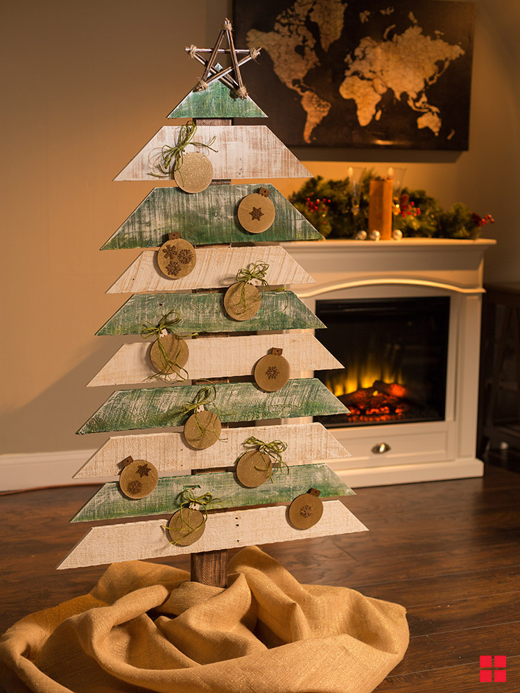 Spray Painted Wood Snowmen