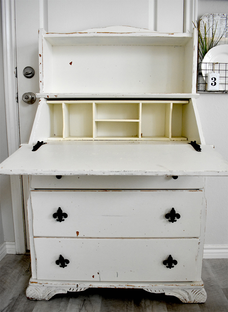 Upcycle An Old Desk With Chalked Paint